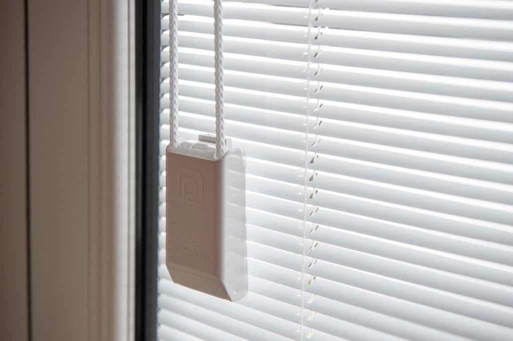 Integral Glass Blinds 4