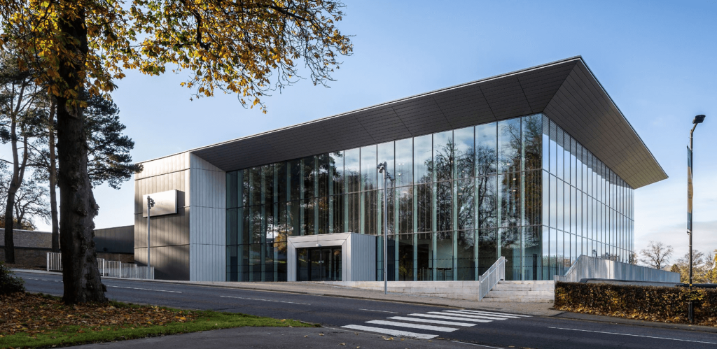 glass curtain wall